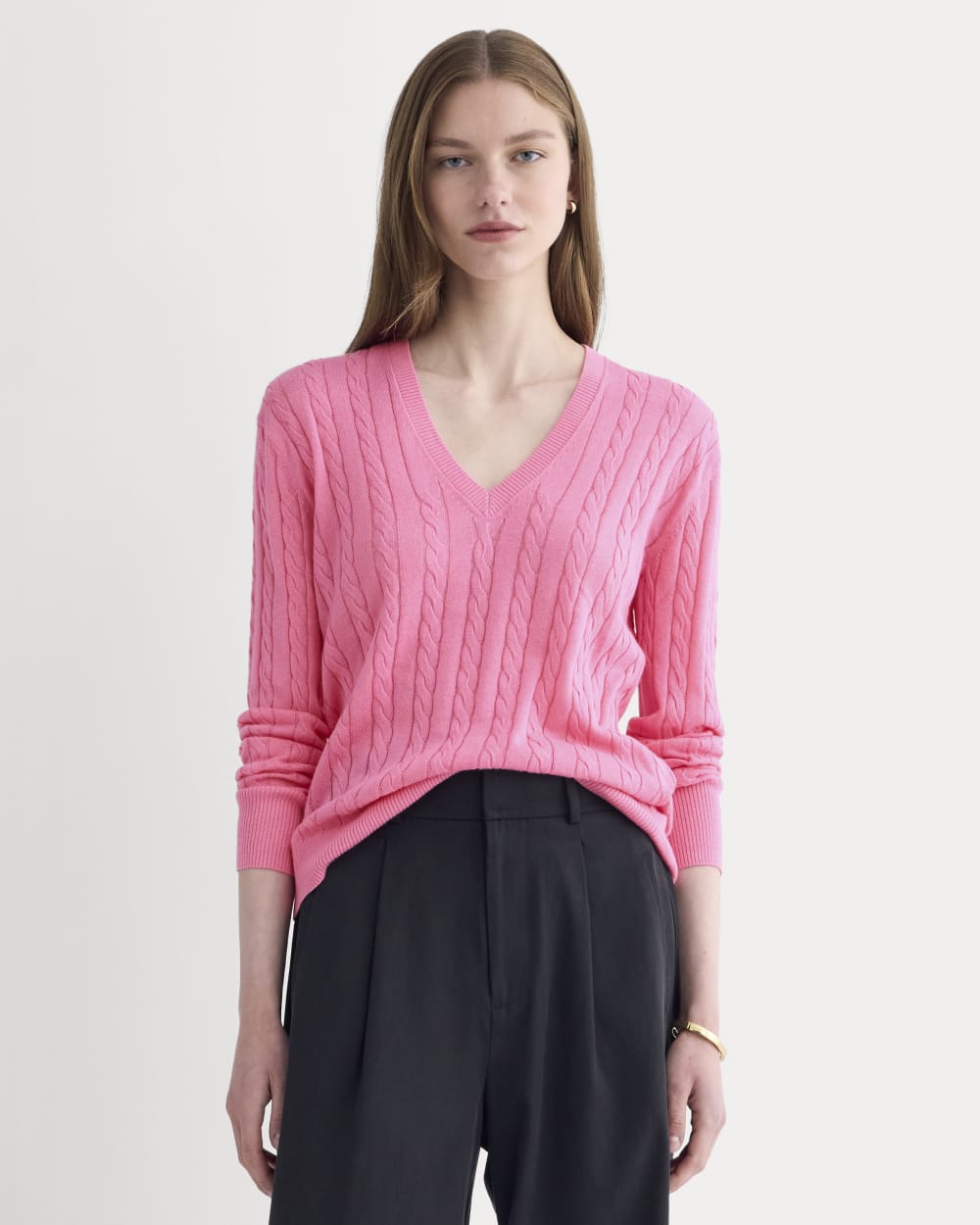 The Cable V-Neck in Cotton Cashmere in Deep Pink — front view