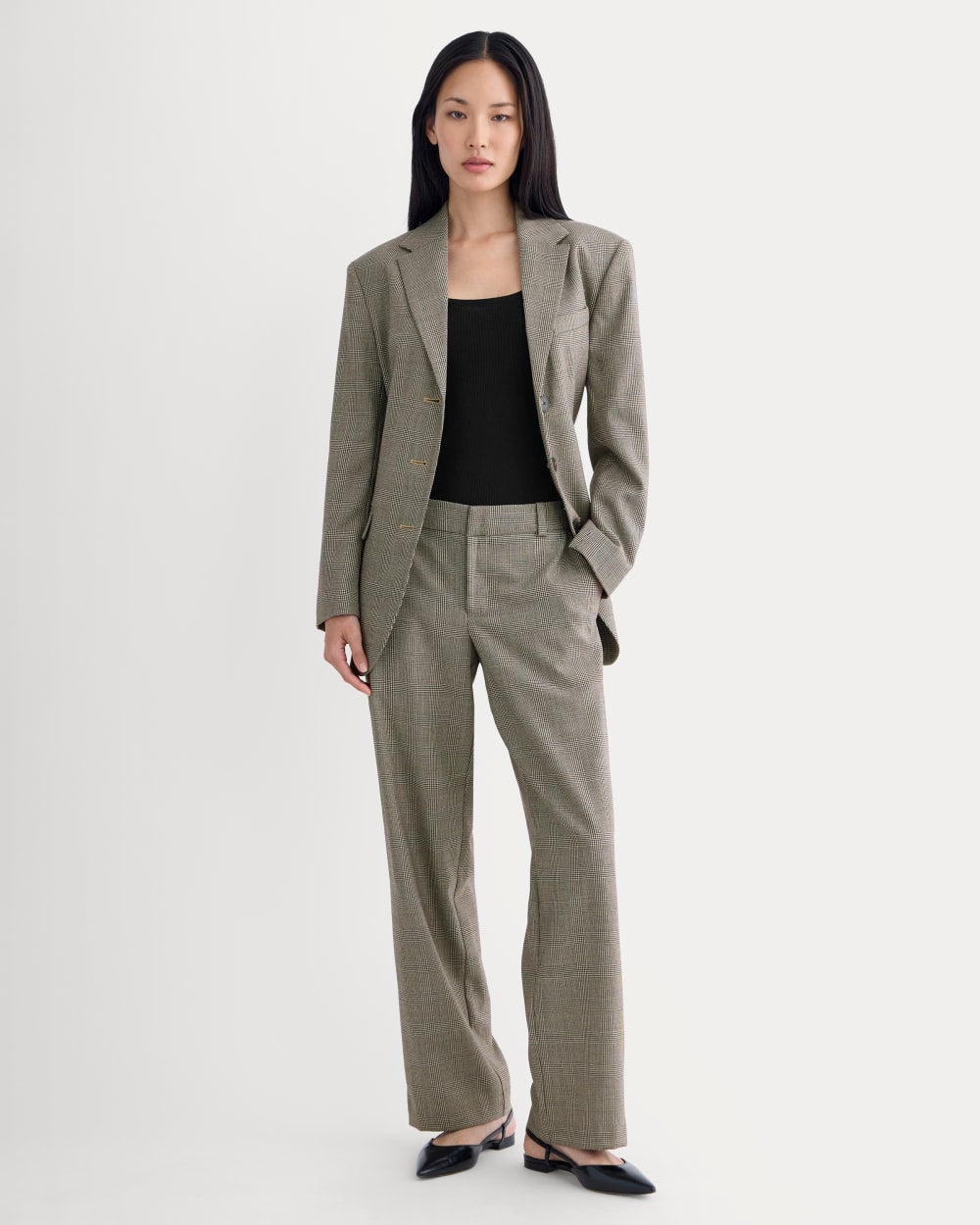 Straight-Leg Trouser in Tailor Twill in Khaki — front view