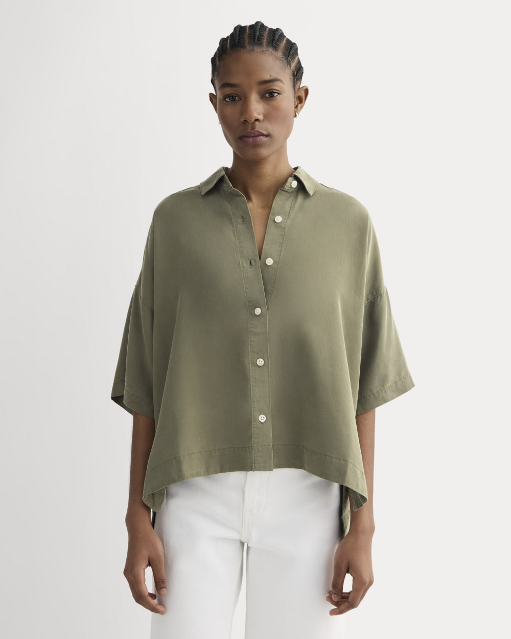 The Short-Sleeve Square Shirt in Butterlite in Kalamata — front view