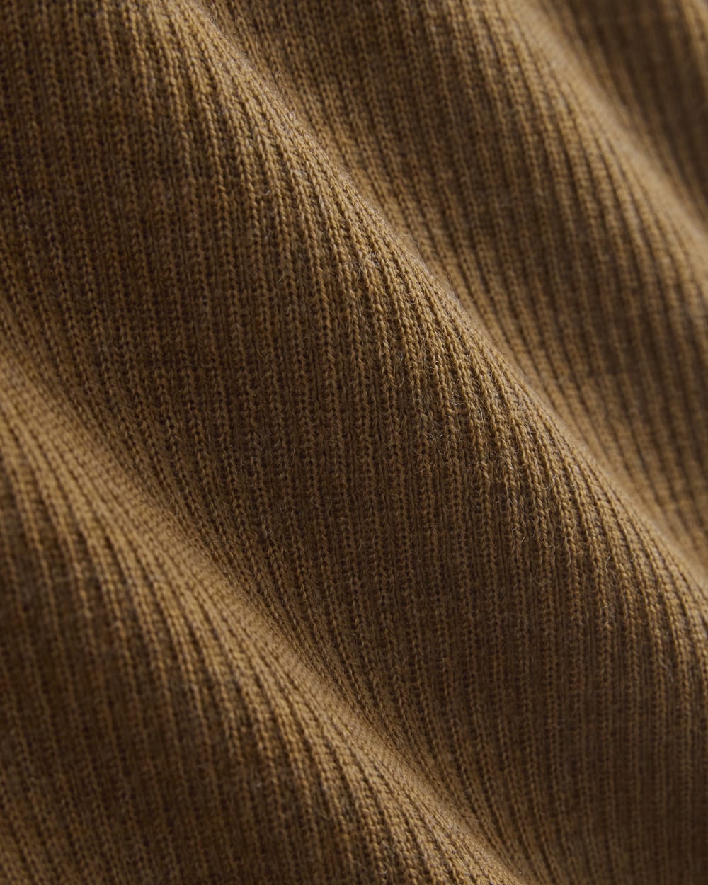 The Light Ribbed Cami in Ultrasoft Merino in Heathered Toffee — detail view