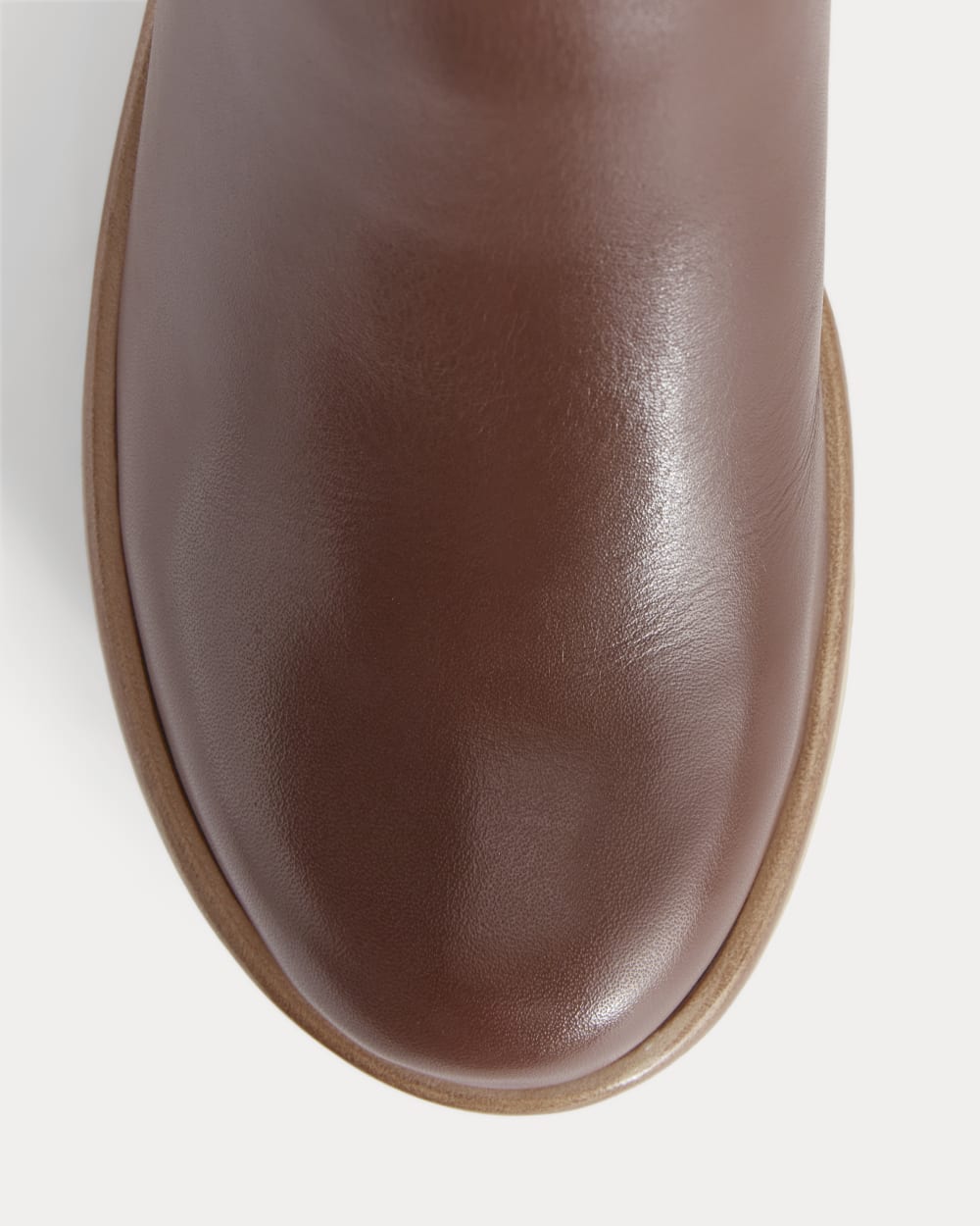 The Wooden Puffa Clog in Rum — detail view