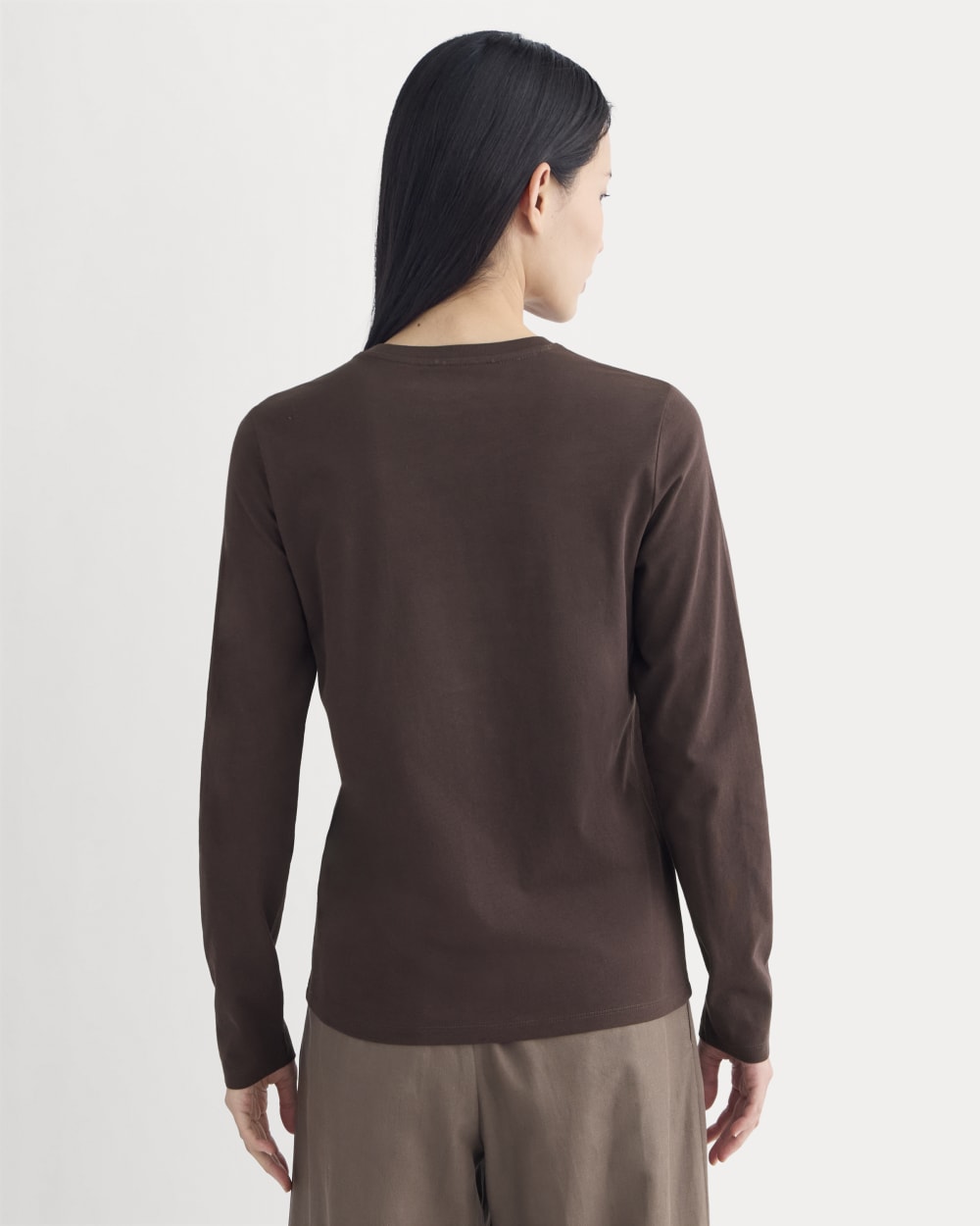 The Slim Long-Sleeve Crew in Essential Cotton in Dark Chocolate — detail view
