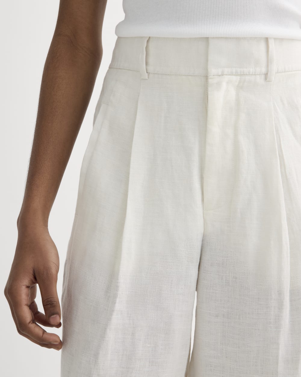 The Linen Way-High® Drape Pant in Natural Chambray — detail view