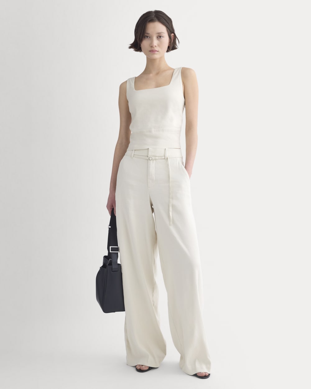 Square Tank in Stretch Linen in Birch — detail view