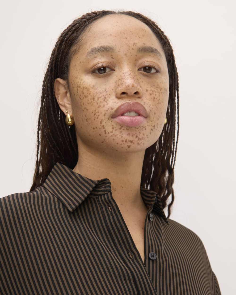 The Mini Jacquard Stripe Shirt Dress in Cocoa / Black — detail view