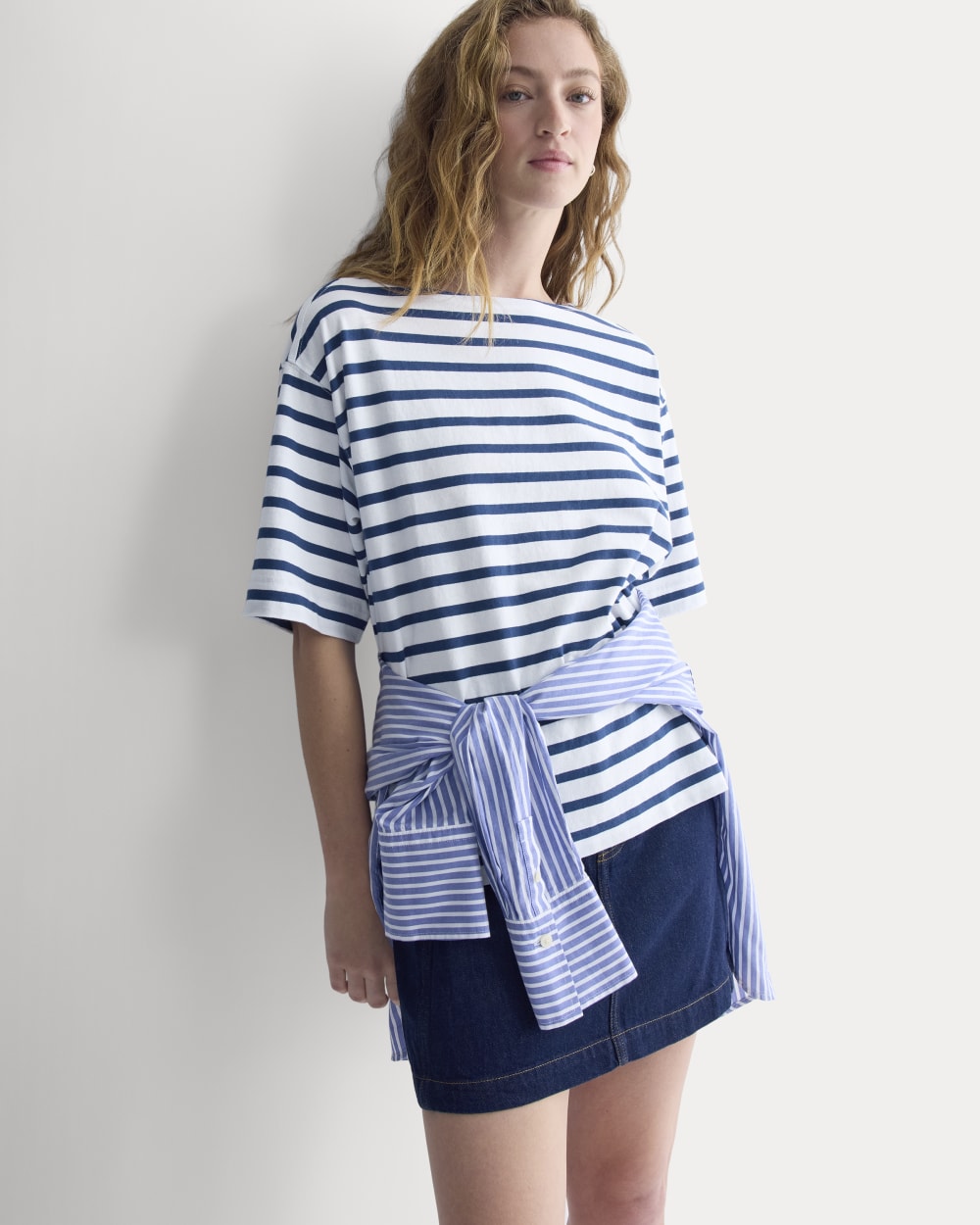 Mariner Tee in White/Estate Blue — detail view