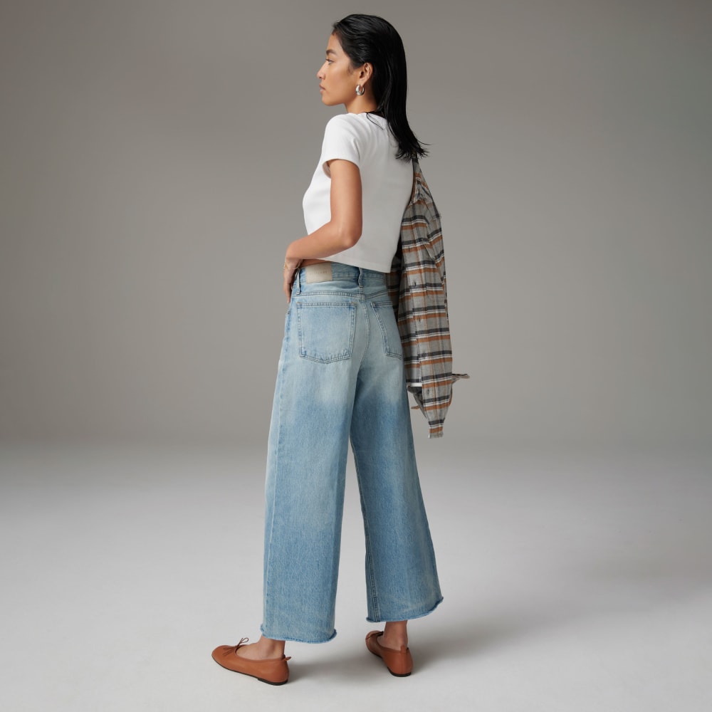 The Way-Wide Crop Jean in Sunfade Light — detail view