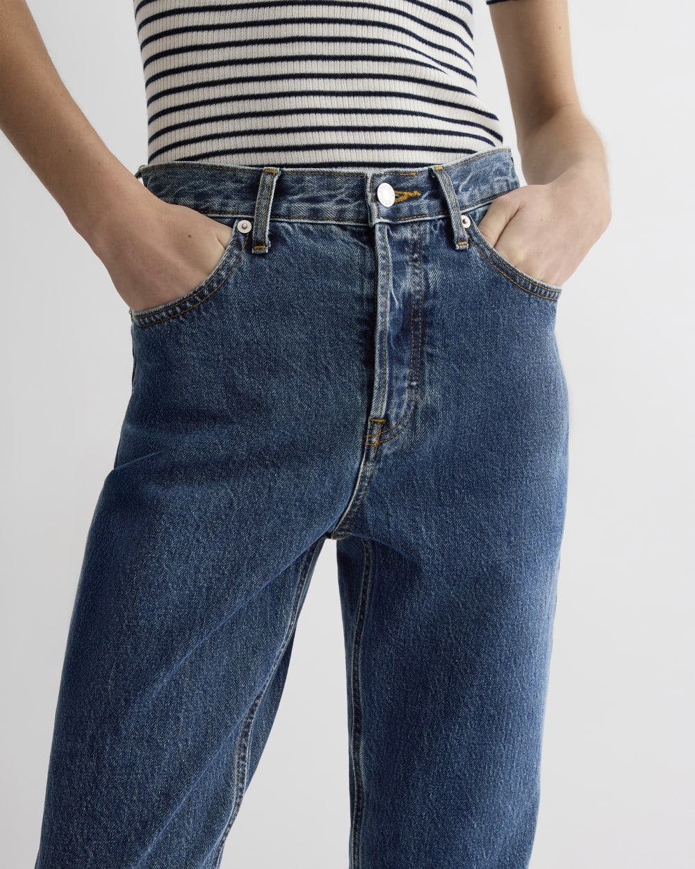 The ’90s Cheeky® Jean in Deep Atlantic — detail view