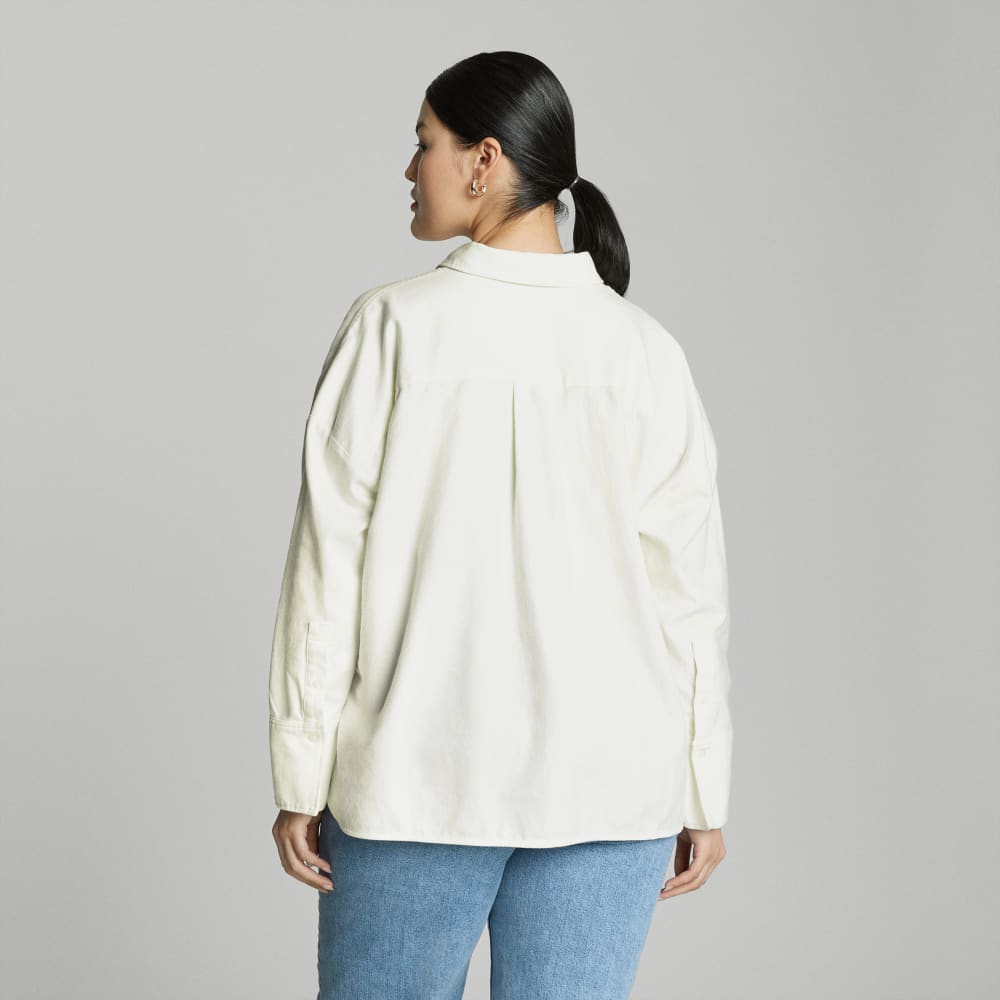 The Boxy Flannel in Canvas — detail view