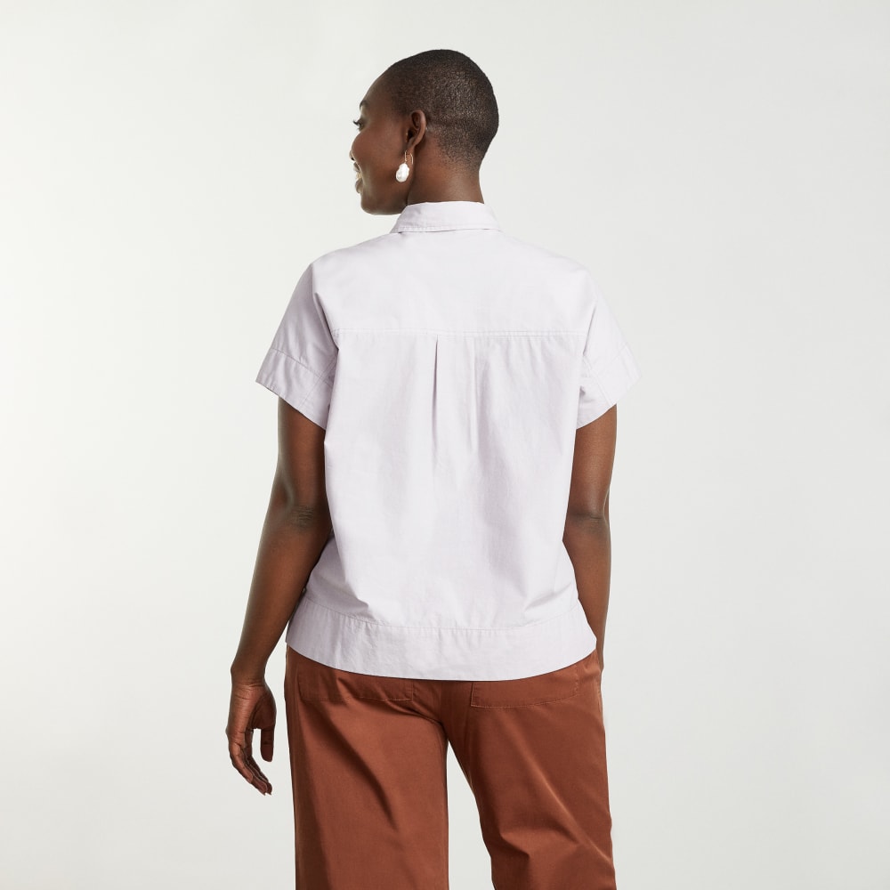 The Short-Sleeve Box Shirt in Dusty Lavender — detail view