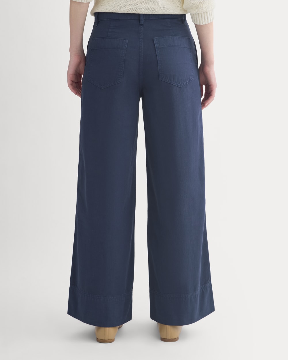 Seamed Wide-Leg Pant in Navy — detail view