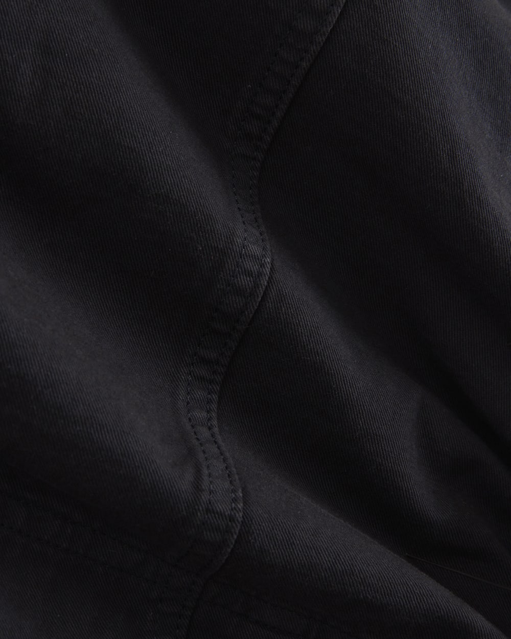 Seamed Everywhere Short in Black — detail view