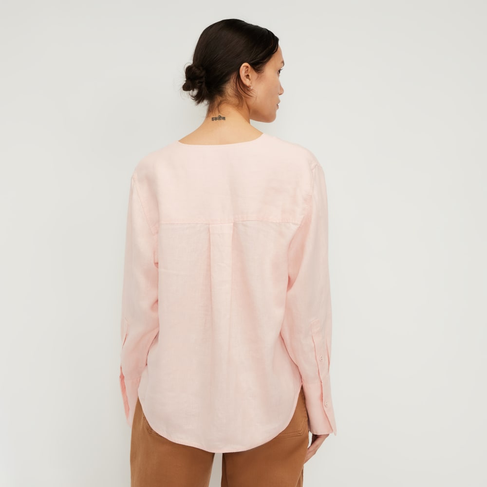 The Linen Popover Shirt in Petal Pink — detail view