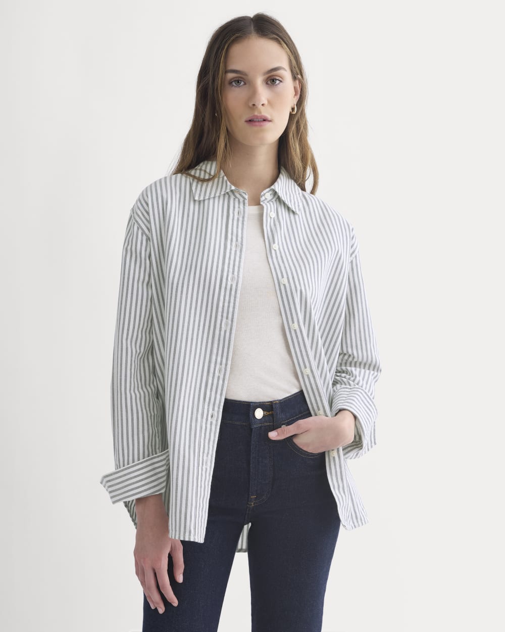 Everyday Oxford Shirt in Bone/Navy — front view