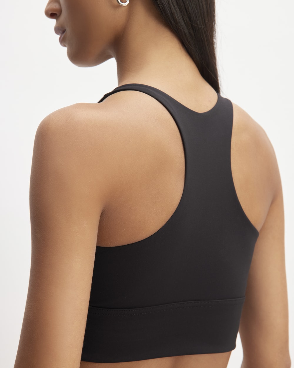 The Perform Longline Bra in Black — detail view