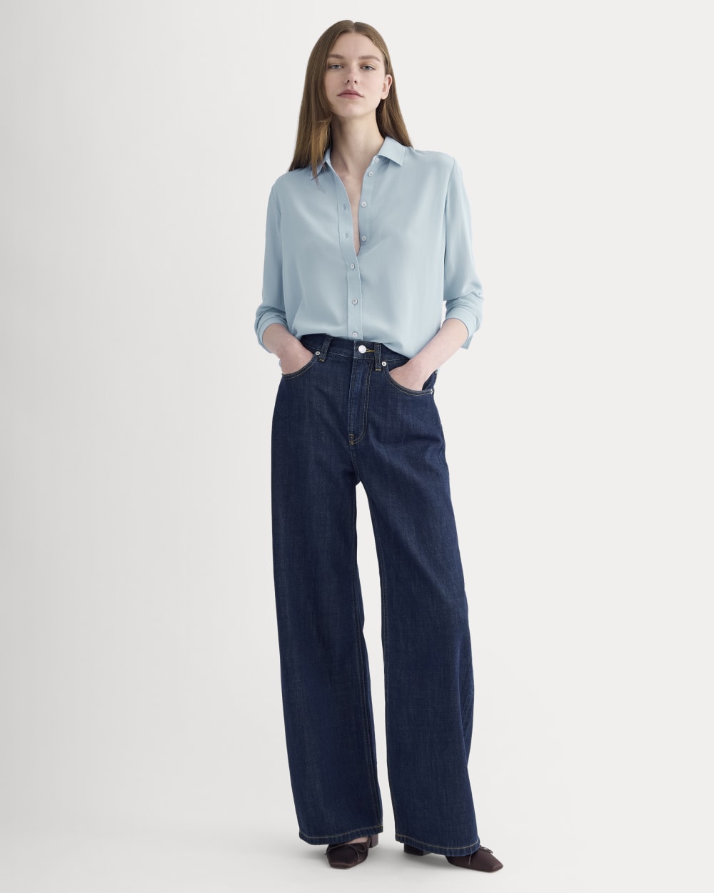 The Must-Have Shirt in Washable Silk in Soft Blue — detail view