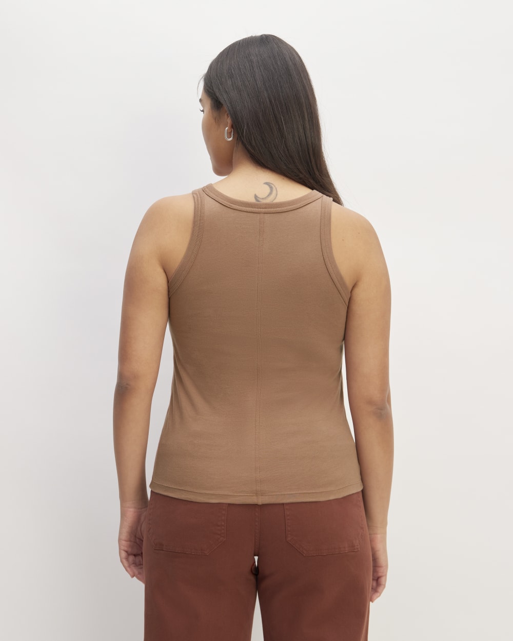 The Tank in Essential Cotton in Carob Brown — detail view