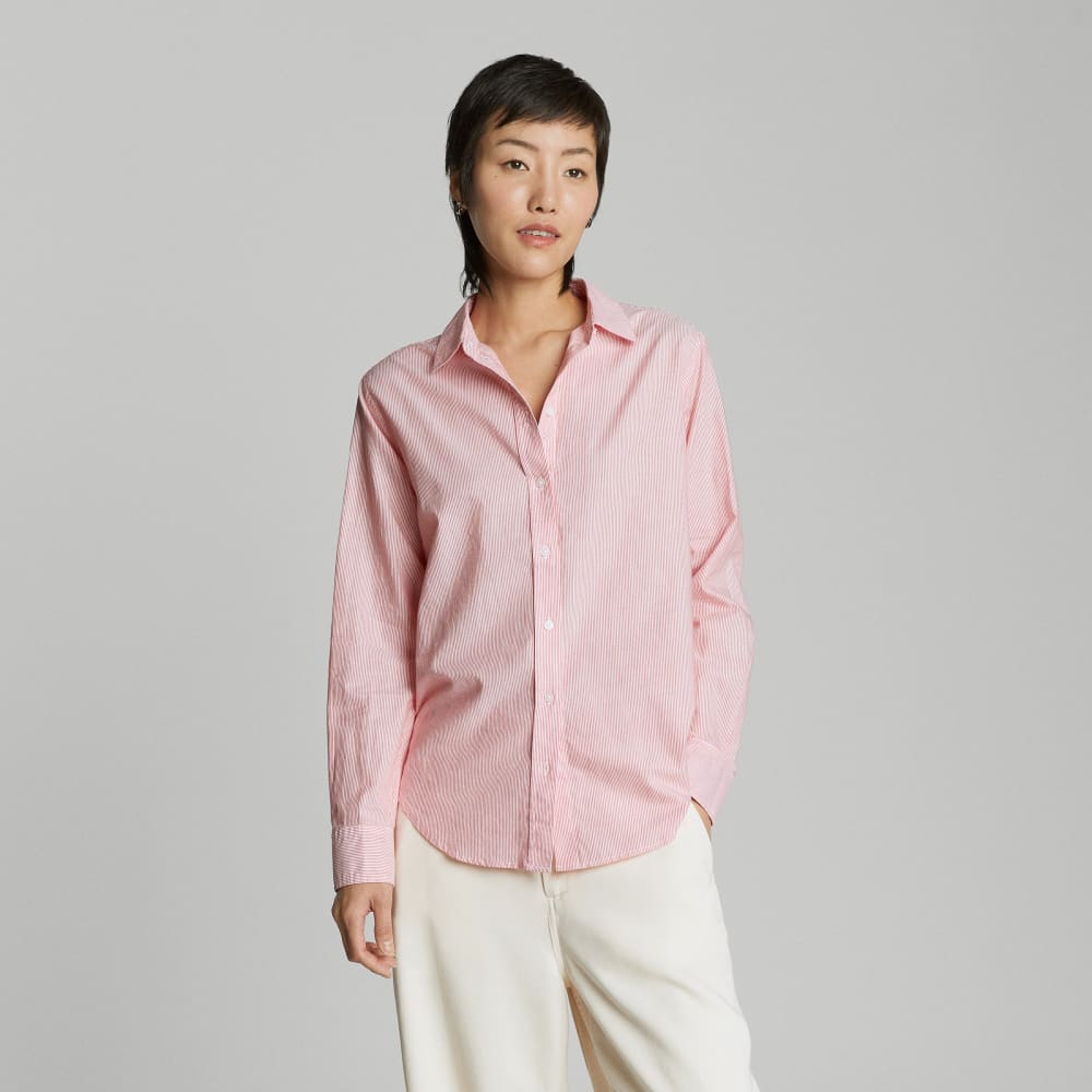 The Must-Have Shirt in Silky Cotton in Mandarin / White — front view