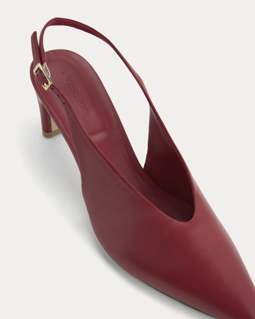 Pointed-Toe Slingback Heel in Rouge — detail view