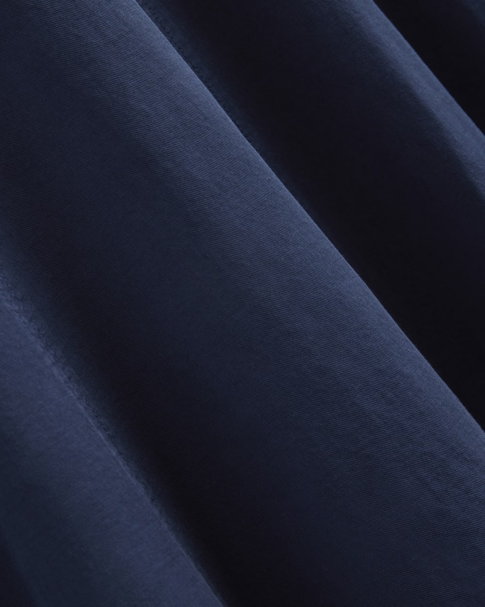 Seamed Midi Skirt in Navy — detail view