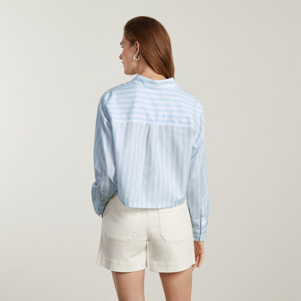The Way-Short Shirt in Silky Cotton in Mariner Blue / White — detail view