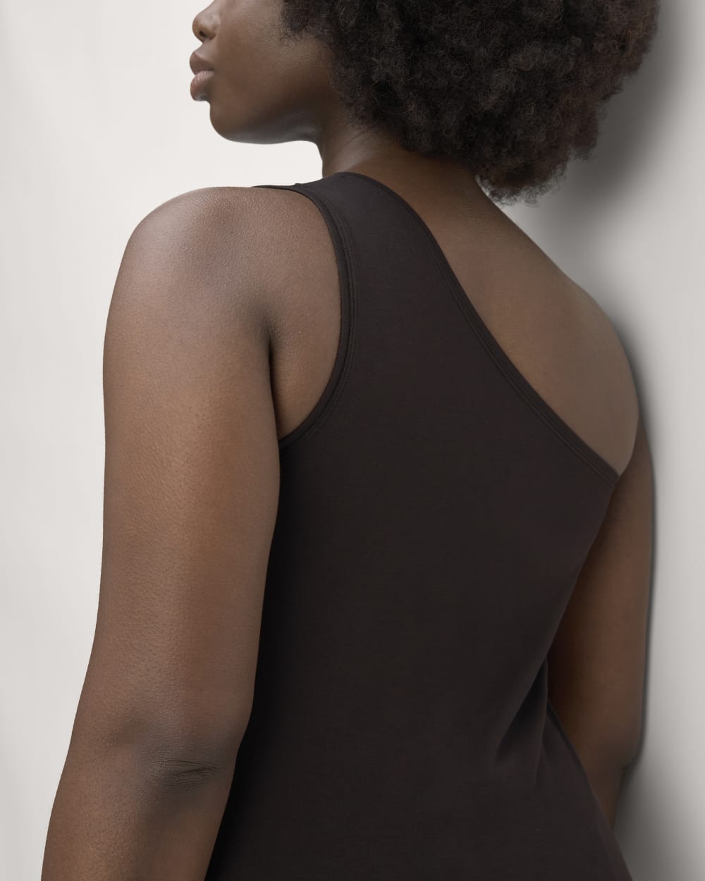 The Form One-Shoulder Tank in Black — detail view