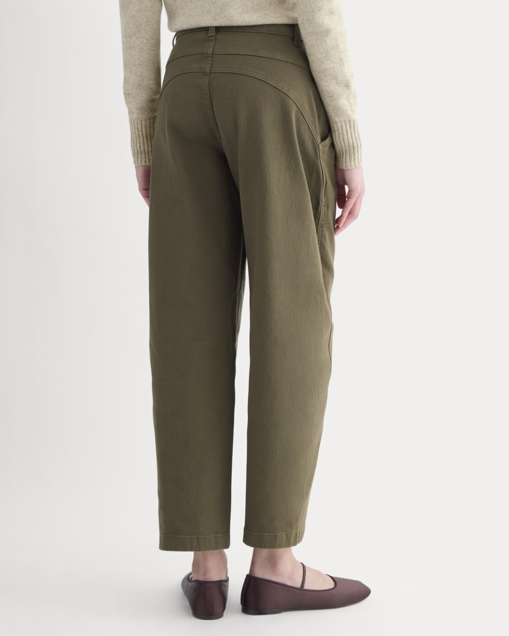 Double-Stitch Barrel Pant in Beech — detail view