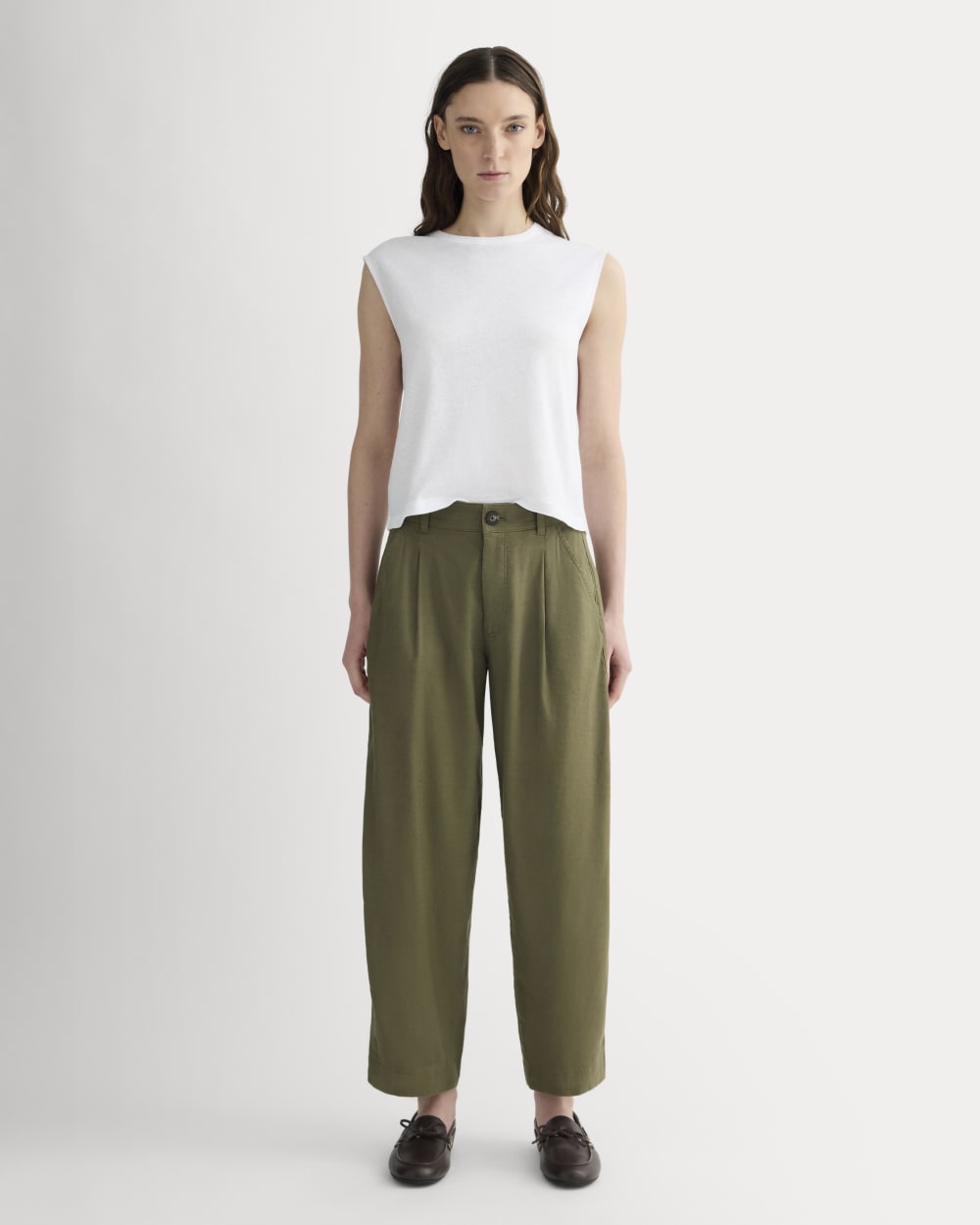 The Everywhere Pant in Stretch Linen in Kalamata — front view