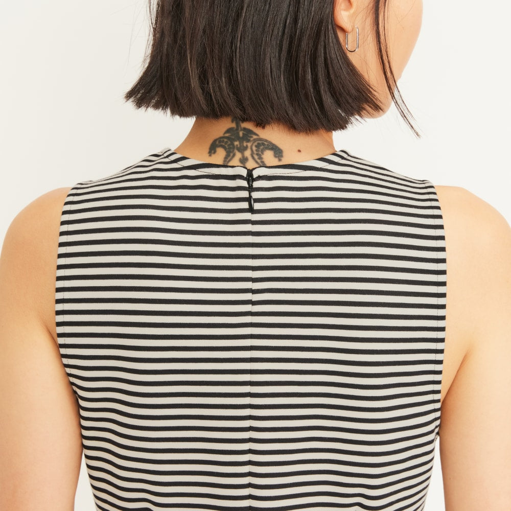 The Dream '90s Shift Dress in Parchment / Black — detail view