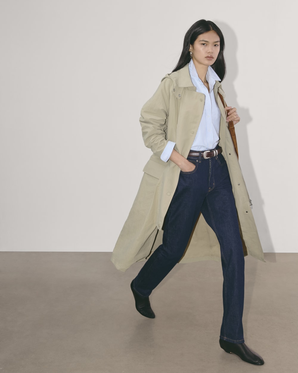 The Oversized Anorak in Trench Coat Khaki — detail view