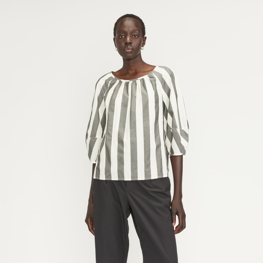 The Poplin Scoop-Neck Top in Bone / Black — front view
