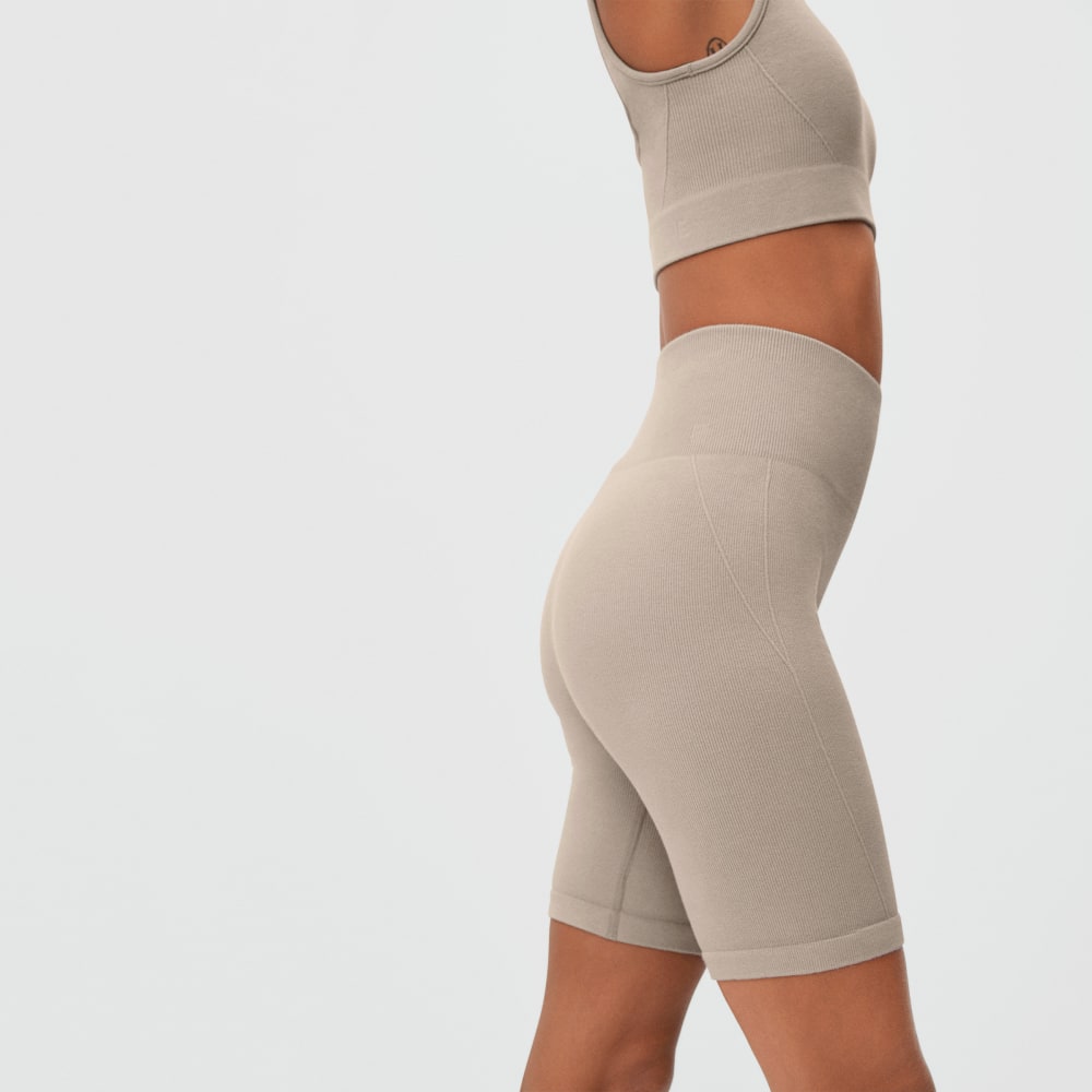 The Seamless Bike Short in Burnt Sugar — alternate view