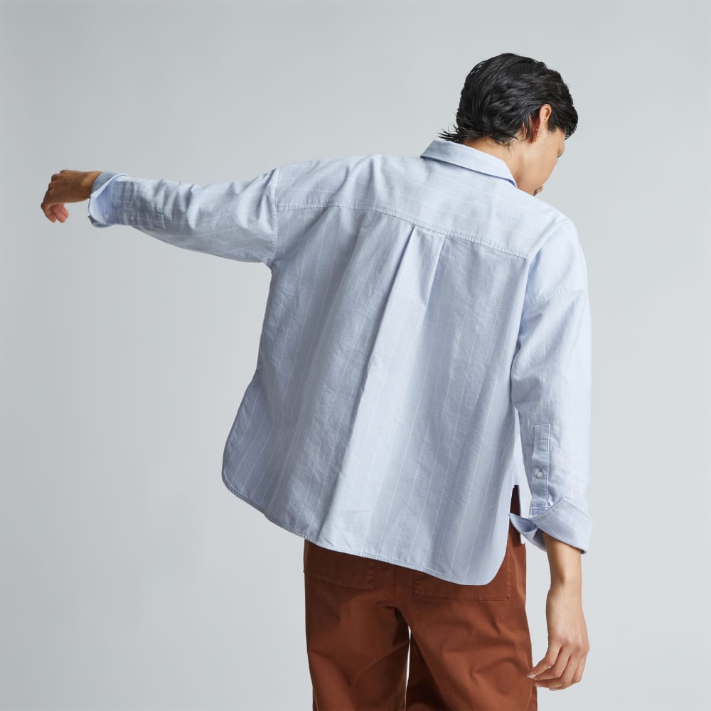The Boxy Oxford in Periwinkle / White — detail view