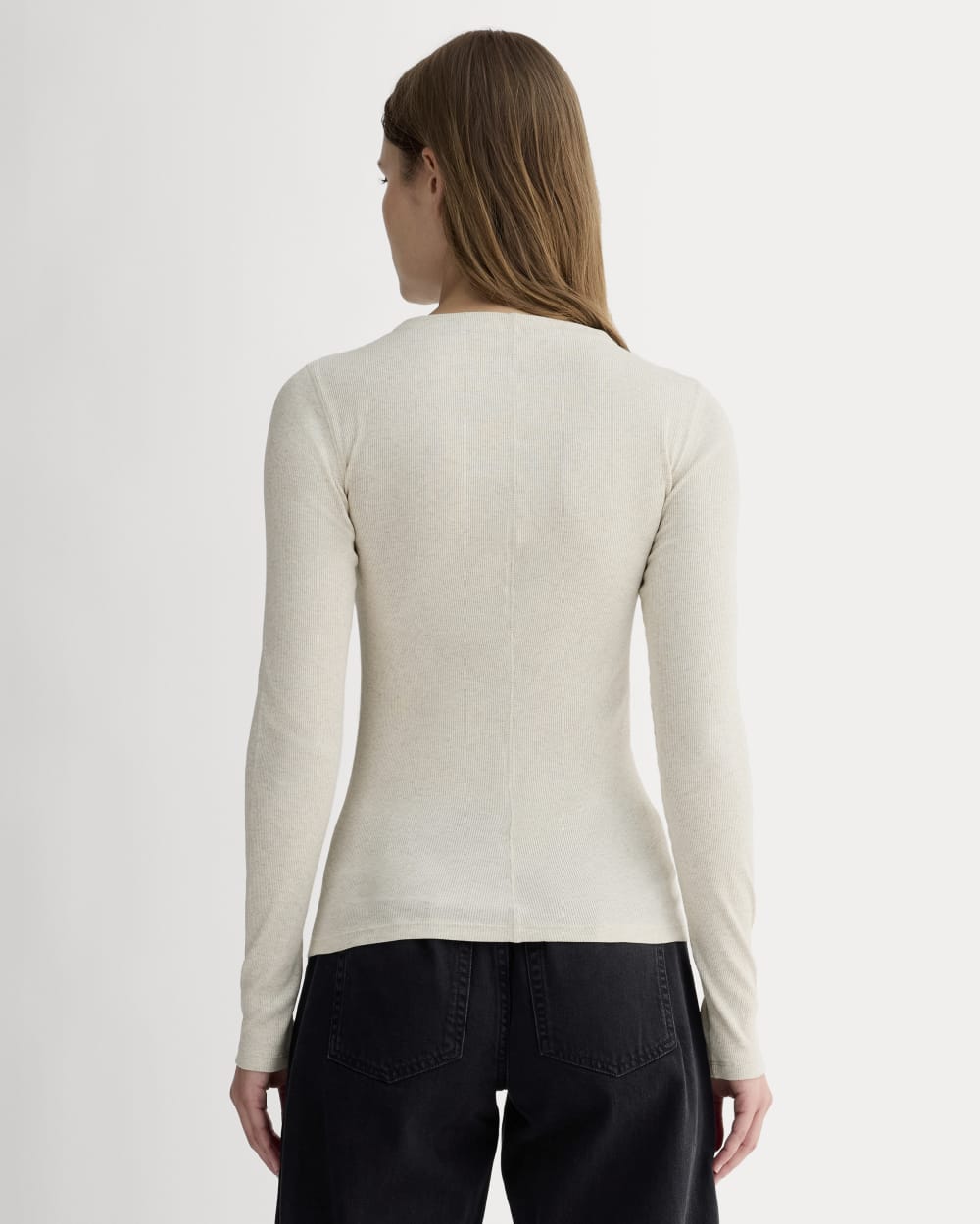 The Luxe Rib Funnel-Neck Tee in Heathered Oat — detail view