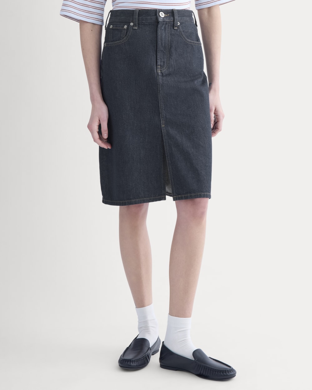 Mid-Rise Denim Midi Skirt in Tungsten Rinse — detail view