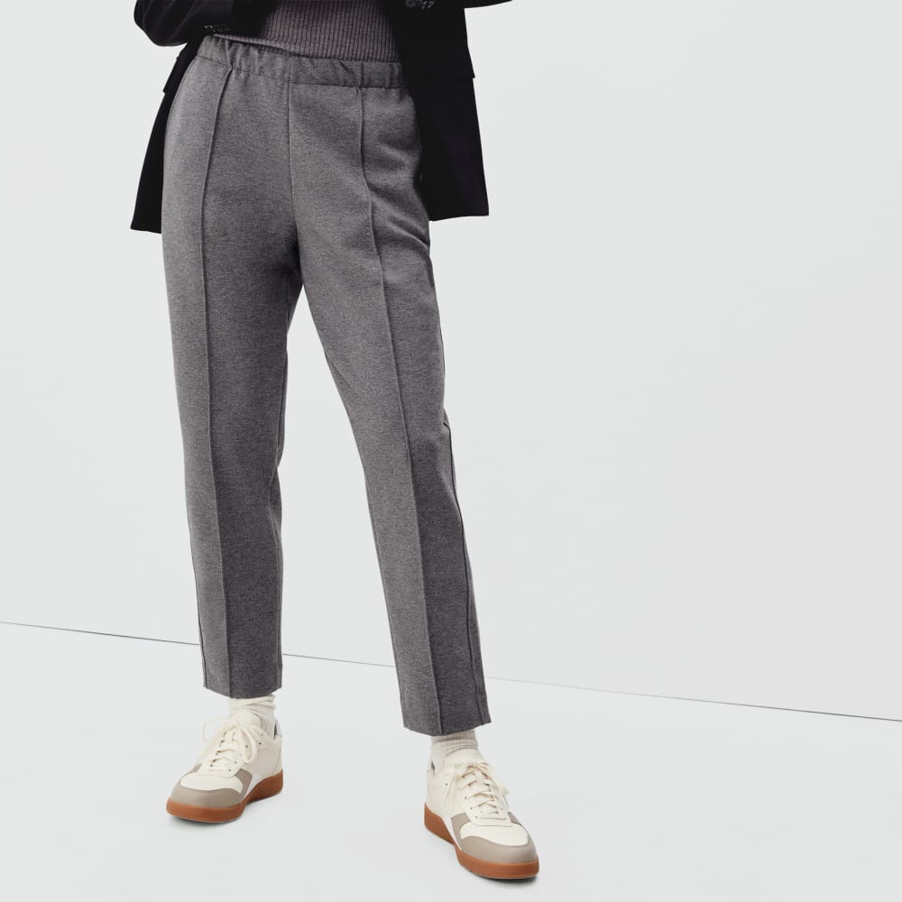 The Dream Pant® in Heathered Charcoal — detail view