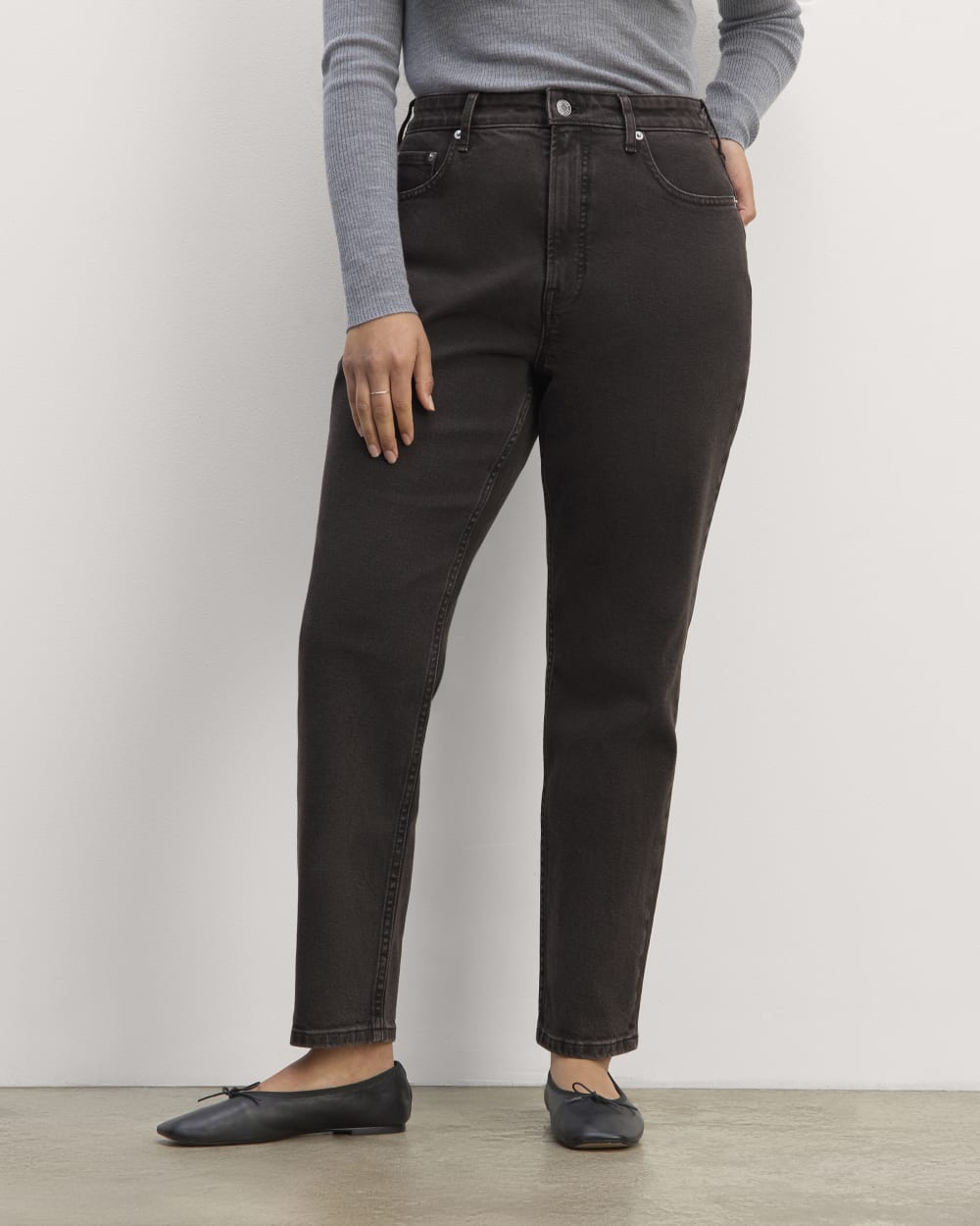 The Cheeky Hourglass Jean in Washed Black — detail view
