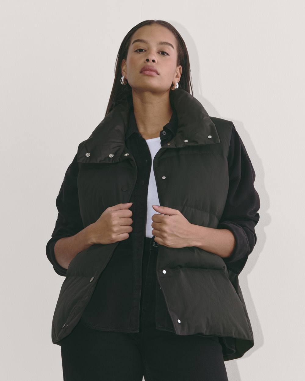 The Puffer Vest in Black — detail view
