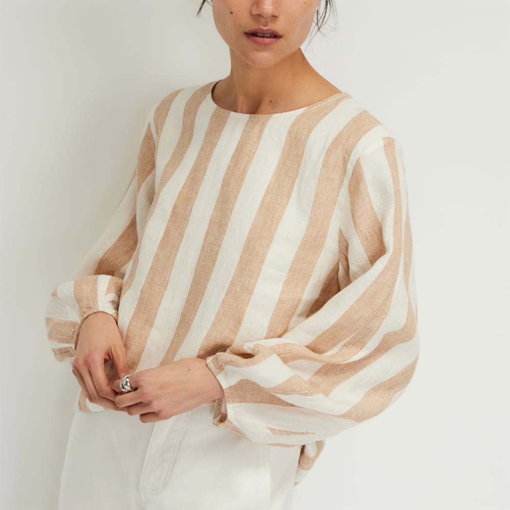 The Linen Long-Sleeve Top in Bone / Caramel — detail view