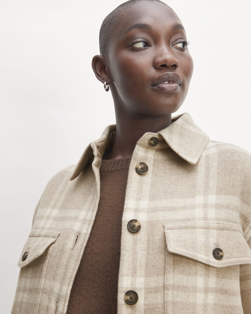 The Italian ReWool® Oversized Shirt Jacket in Taupe / Cream — detail view