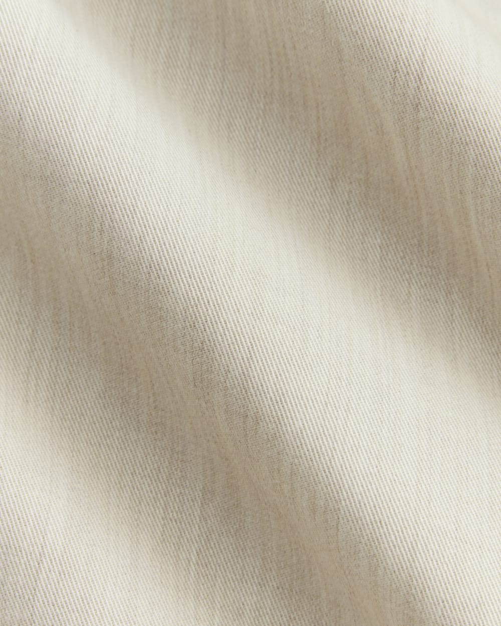 The Draper Pleated Pant in Buttersmooth in Heathered Oat — detail view