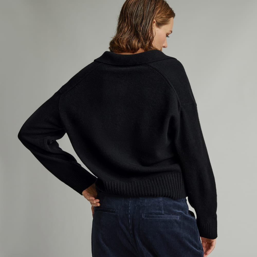 The Cashmere Polo in Black — detail view