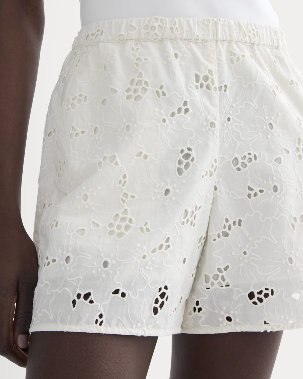 The Eyelet Pull-On Short in Bone — detail view