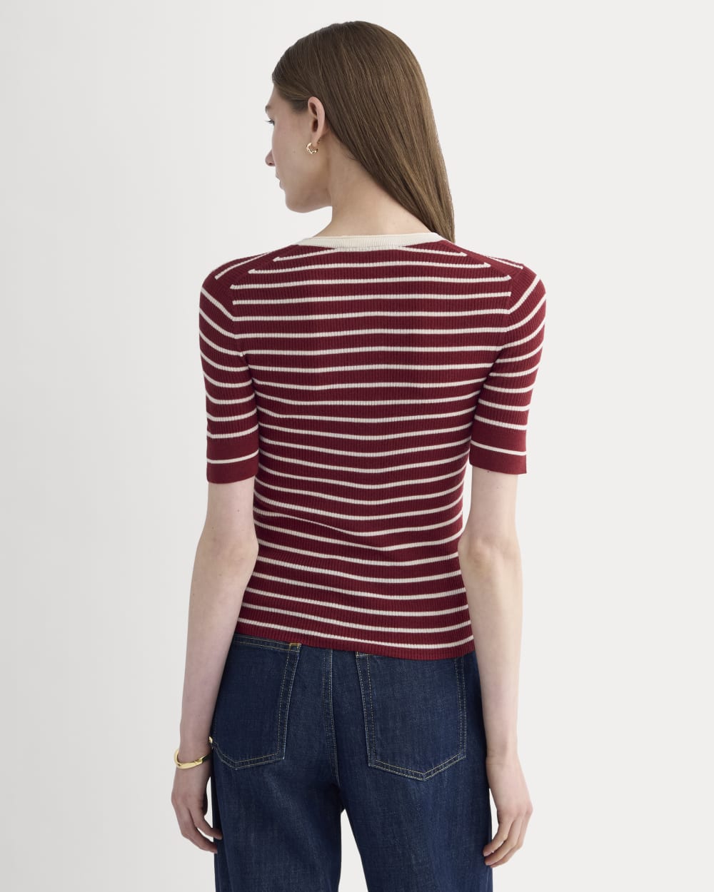 The Short-Sleeve Henley in Ultrasoft Merino in Merlot / Parchment — detail view