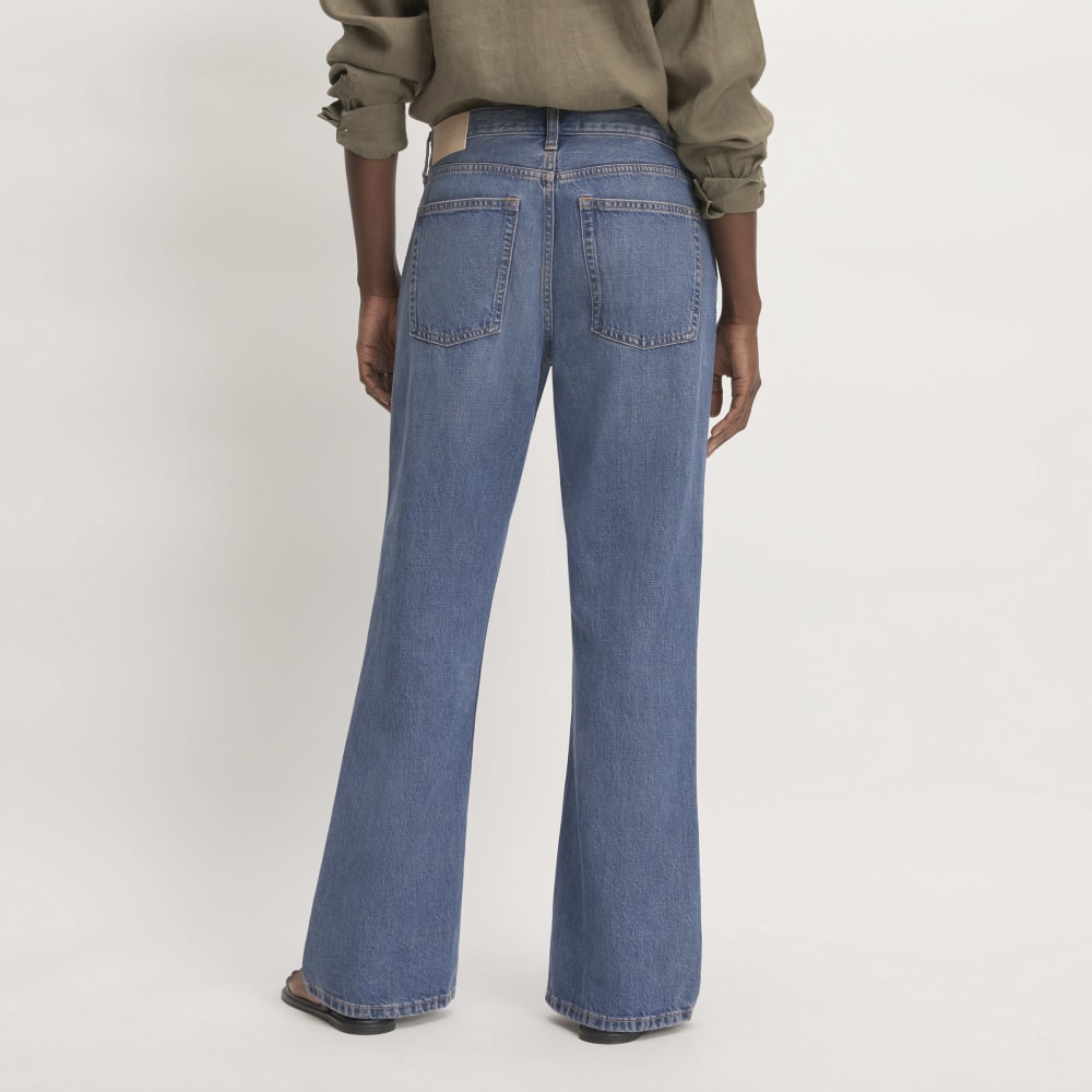 The Slouch Bootcut Jean in Ricky — detail view