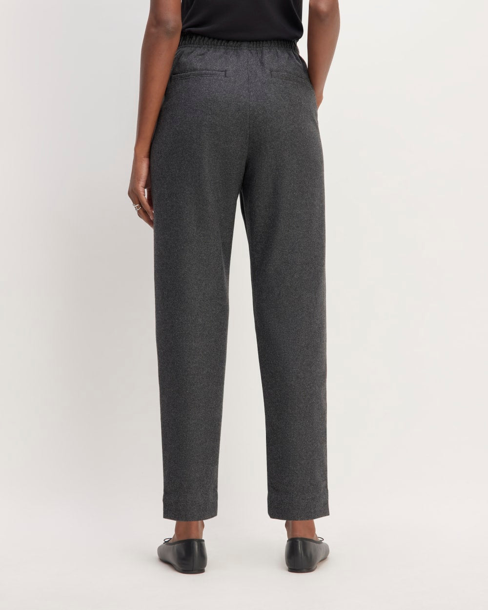 The Wool Flannel Pull-On Pant in Heather Charcoal — detail view