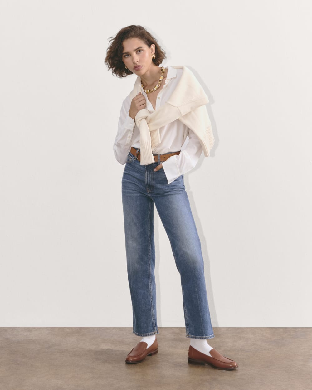 The Cheeky Straight Jean in Vintage Mid — front view