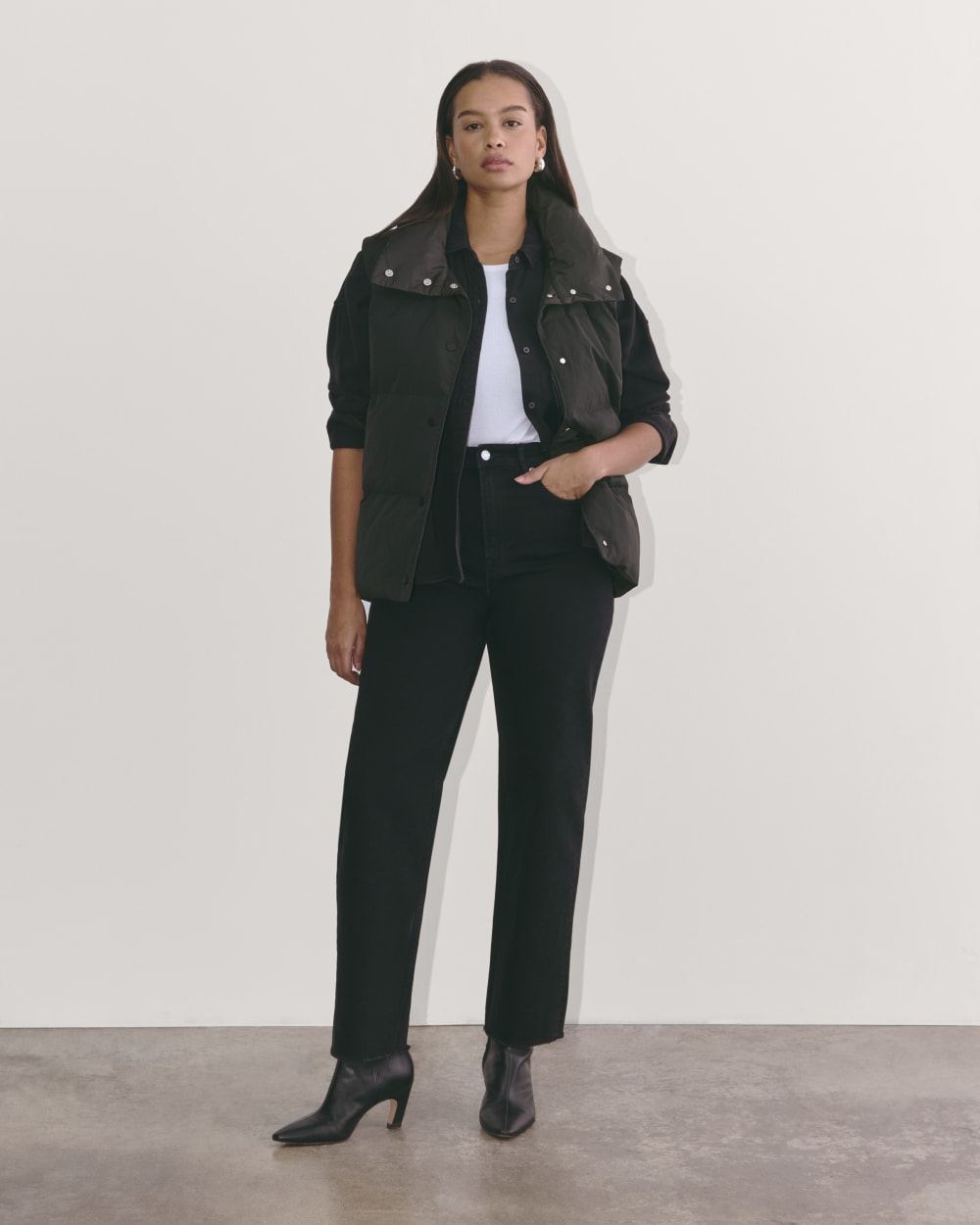 The Puffer Vest in Black — detail view