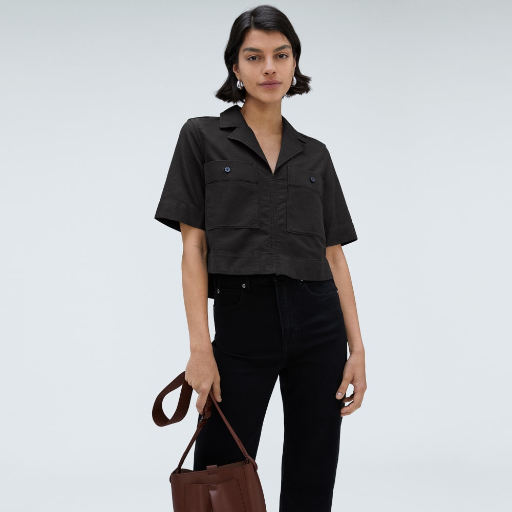 The Oxford Popover in Black — detail view
