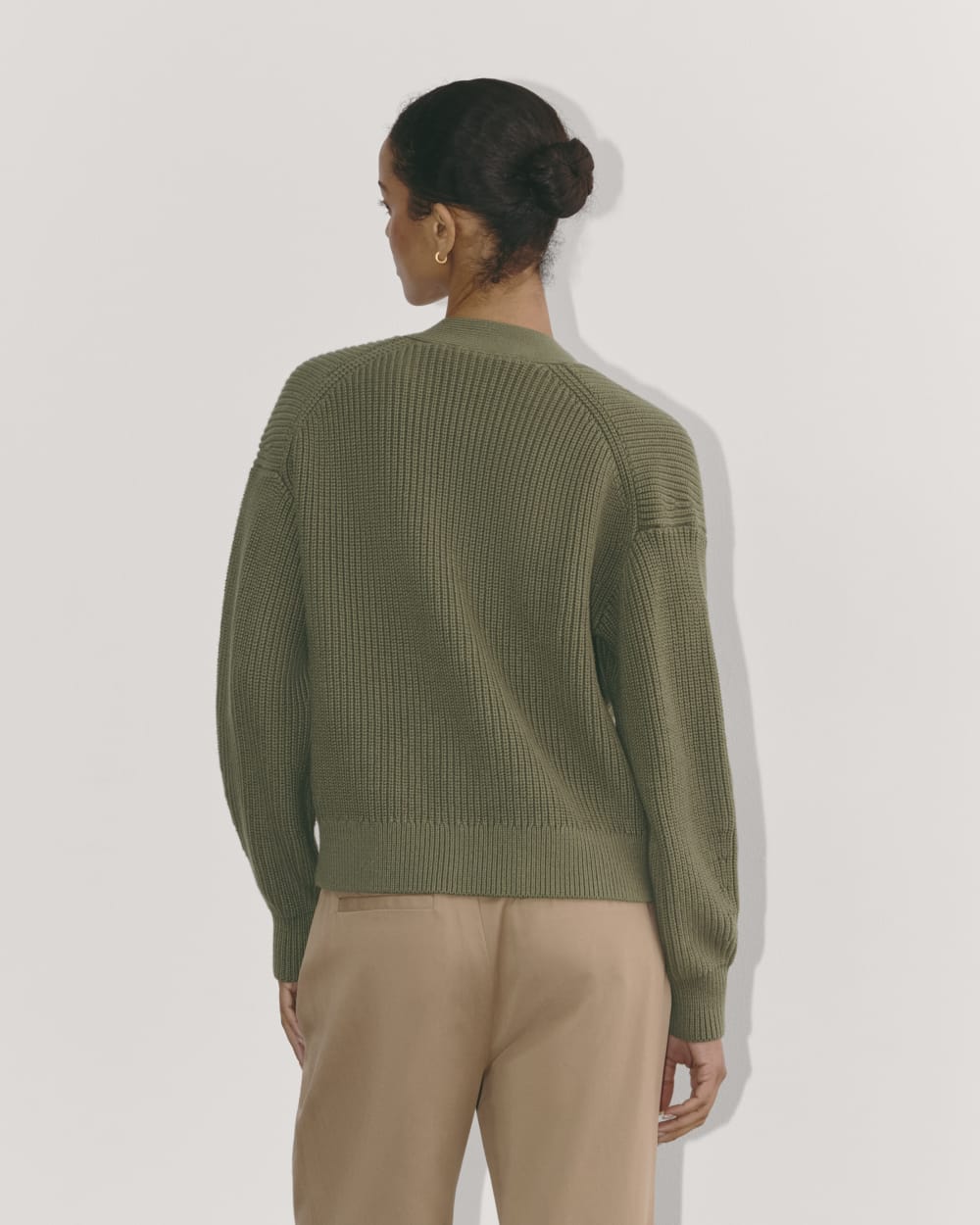 The Boxy Cardigan in Everyday Cotton in Kalamata — detail view